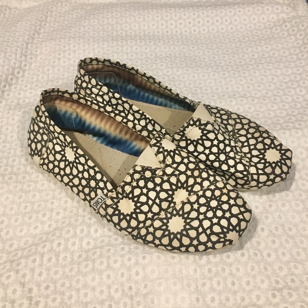 Moroccan Print Toms